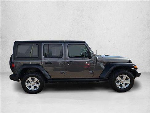 Used 2019 Jeep Wrangler Unlimited Sport S AWD/4WD image 4