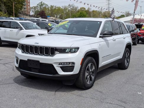 Used 2023 Jeep Grand Cherokee 4WD 4xe image 1