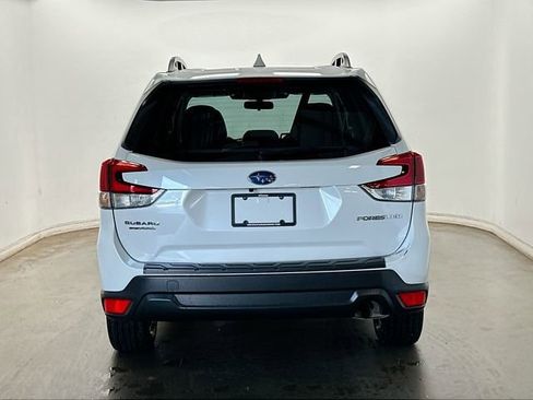 Certified 2023 Subaru Forester Premium AWD/4WD image 4
