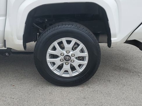 Used 2024 Toyota Tacoma SR5 image 28