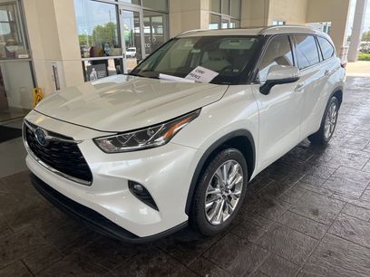 Used 2023 Toyota Highlander Limited