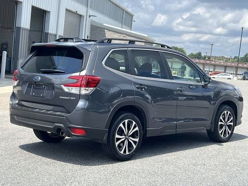 Certified 2023 Subaru Forester Limited AWD/4WD image 13