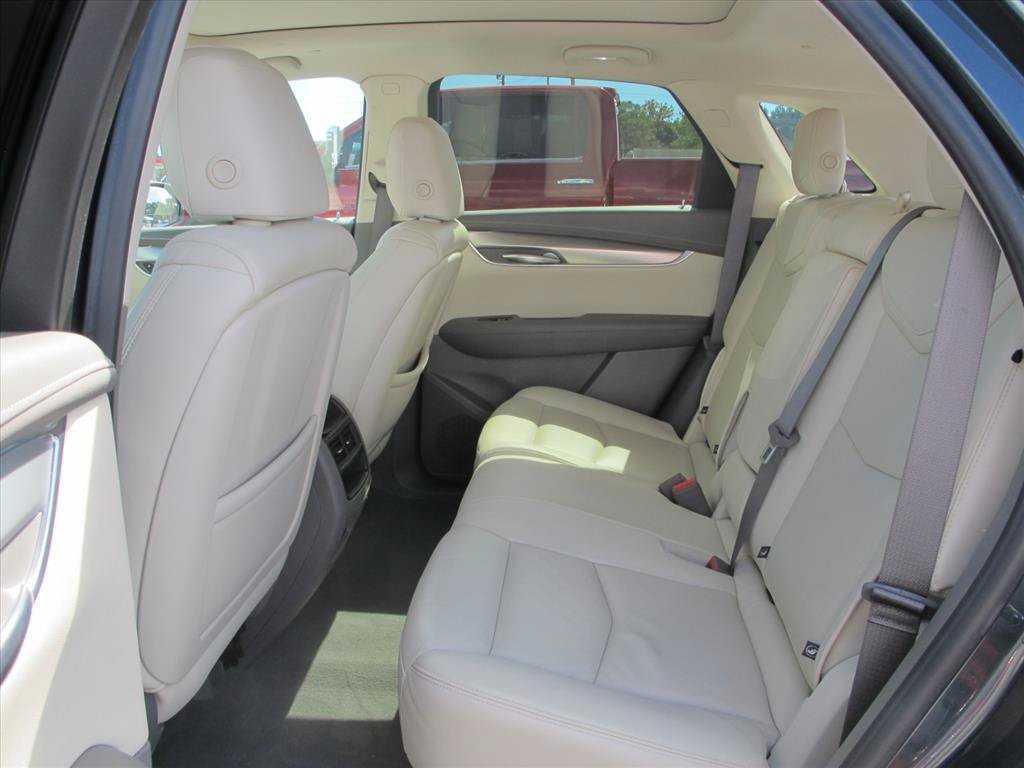 Used 2019 Cadillac XT5 Luxury FWD image 23
