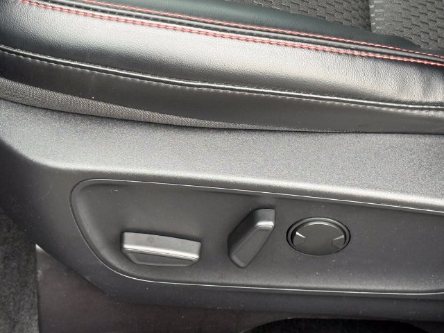 Certified 2024 Ford Escape ST-Line w/ Tech Pack #1 AWD/4WD image 7