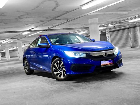 Used 2017 Honda Civic LX image 4