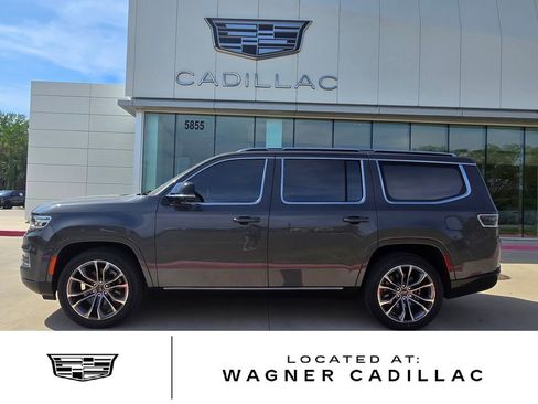 Used 2023 Jeep Grand Wagoneer Series III image 2