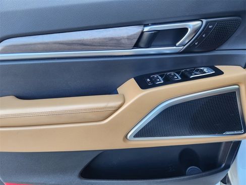 Used 2020 Kia Telluride SX w/ Towing Package image 22