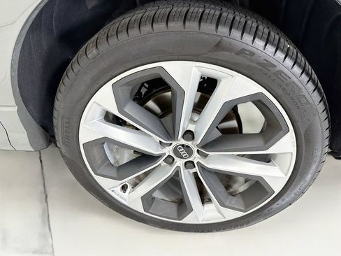 Used 2021 Audi Q3 2.0T Premium w/ Convenience Package AWD/4WD image 29