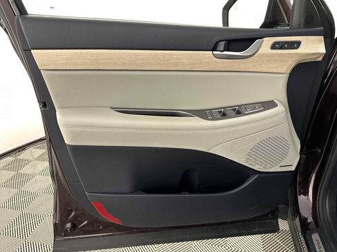 Used 2024 Hyundai Palisade Limited image 16