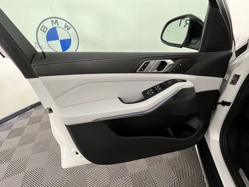 Certified 2023 BMW X5 xDrive40i image 28