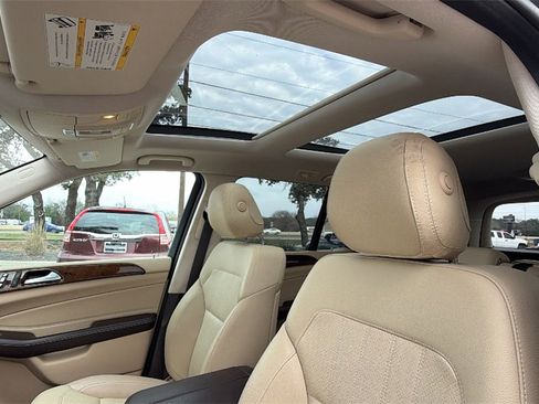 Used 2019 Mercedes-Benz GLS 450 4MATIC image 19