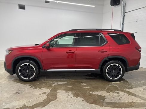 New 2026 Honda Pilot Touring image 8