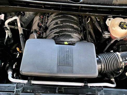 Used 2021 Chevrolet Silverado 1500 RST image 32