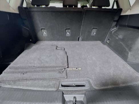 Used 2023 Nissan Rogue SV image 34