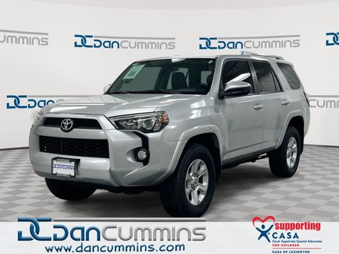 Used 2017 Toyota 4Runner SR5 AWD/4WD image 1