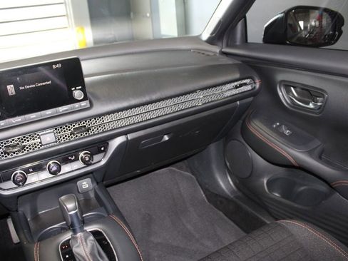 Used 2025 Honda HR-V Sport image 23