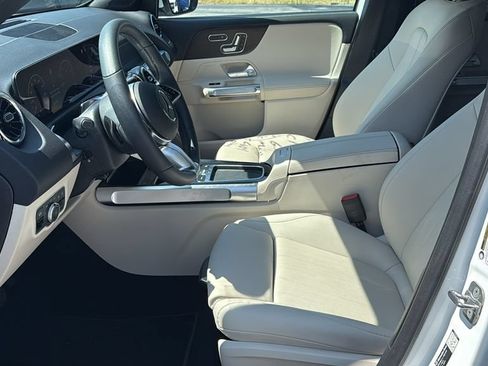 Certified 2026 Mercedes-Benz GLB 250 4MATIC image 22