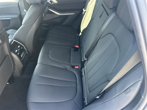 Used 2021 BMW X5 sDrive40i w/ Premium Package image 19