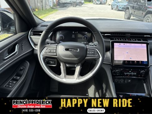 New 2025 Jeep Grand Cherokee L Limited w/ Black Appearance Package image 20