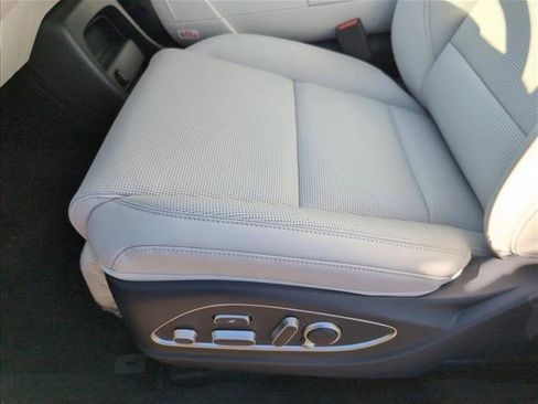 New 2026 Hyundai Palisade Calligraphy image 4