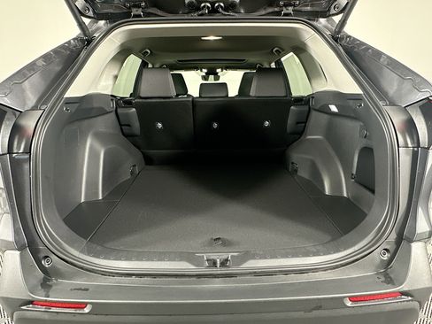 Used 2025 Toyota RAV4 XLE w/ Convenience Package image 29