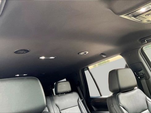Used 2021 Chevrolet Tahoe Z71 AWD/4WD image 17