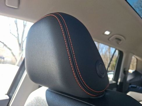 Certified 2025 Volkswagen Atlas Peak Edition SE image 17