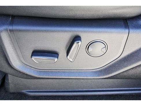 Used 2018 Ford F150 Raptor w/ Equipment Group 802A Luxury image 26