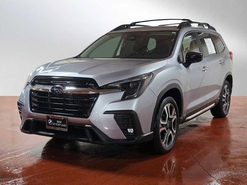 Used 2024 Subaru Ascent Limited w/ Technology Package image 7