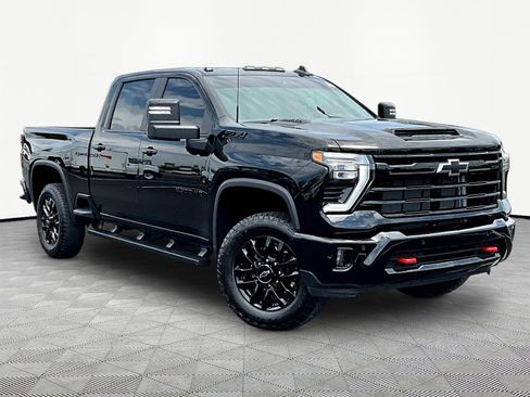 Used 2026 Chevrolet Silverado 2500 LT w/ Trail Boss Package AWD/4WD image 3