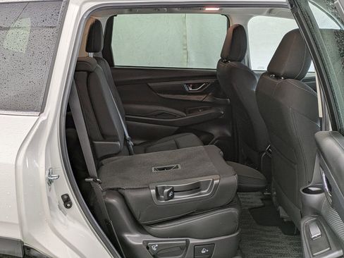 Used 2024 Subaru Ascent Premium AWD/4WD image 24