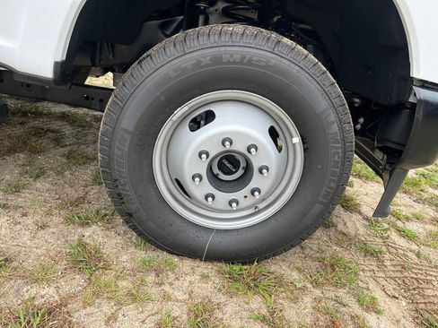 New 2025 Ford F350 XL w/ Snow Plow Prep Package image 21