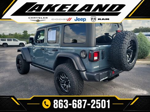 Used 2025 Jeep Wrangler Unlimited Sport AWD/4WD image 6