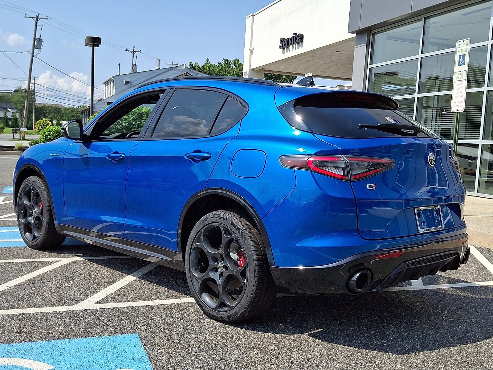 New 2026 Alfa Romeo Stelvio Sprint AWD/4WD image 4