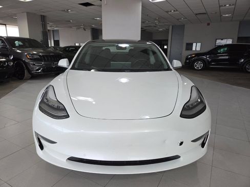 Used 2019 Tesla Model 3 Long Range image 2