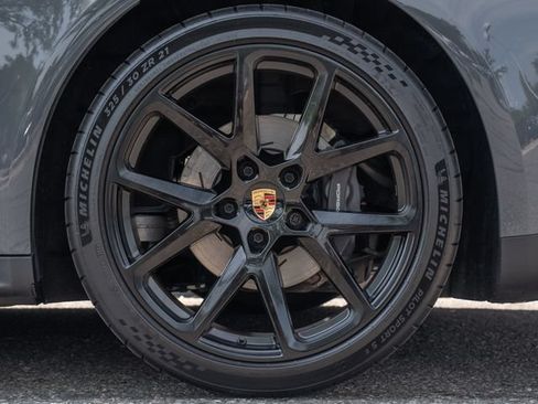 Certified 2025 Porsche Panamera 4 AWD/4WD image 13