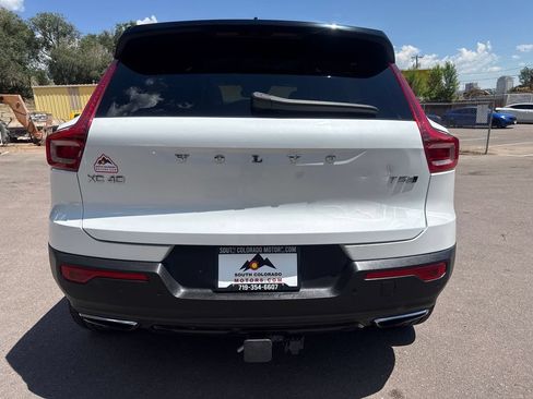 Used 2019 Volvo XC40 T5 R-Design AWD/4WD image 6