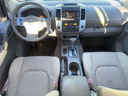 Used 2014 Nissan Frontier SV w/ SV Value Truck Package image 14