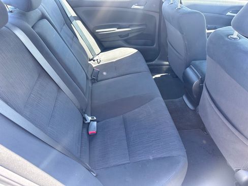 Used 2012 Honda Accord LX image 8