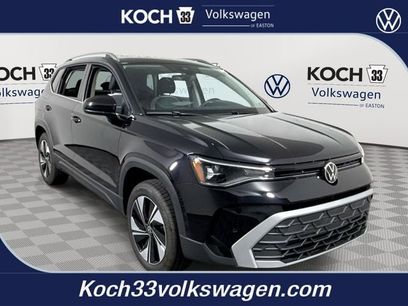 New 2025 Volkswagen Taos SE