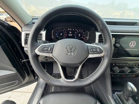 Used 2023 Volkswagen Atlas SEL AWD/4WD image 17