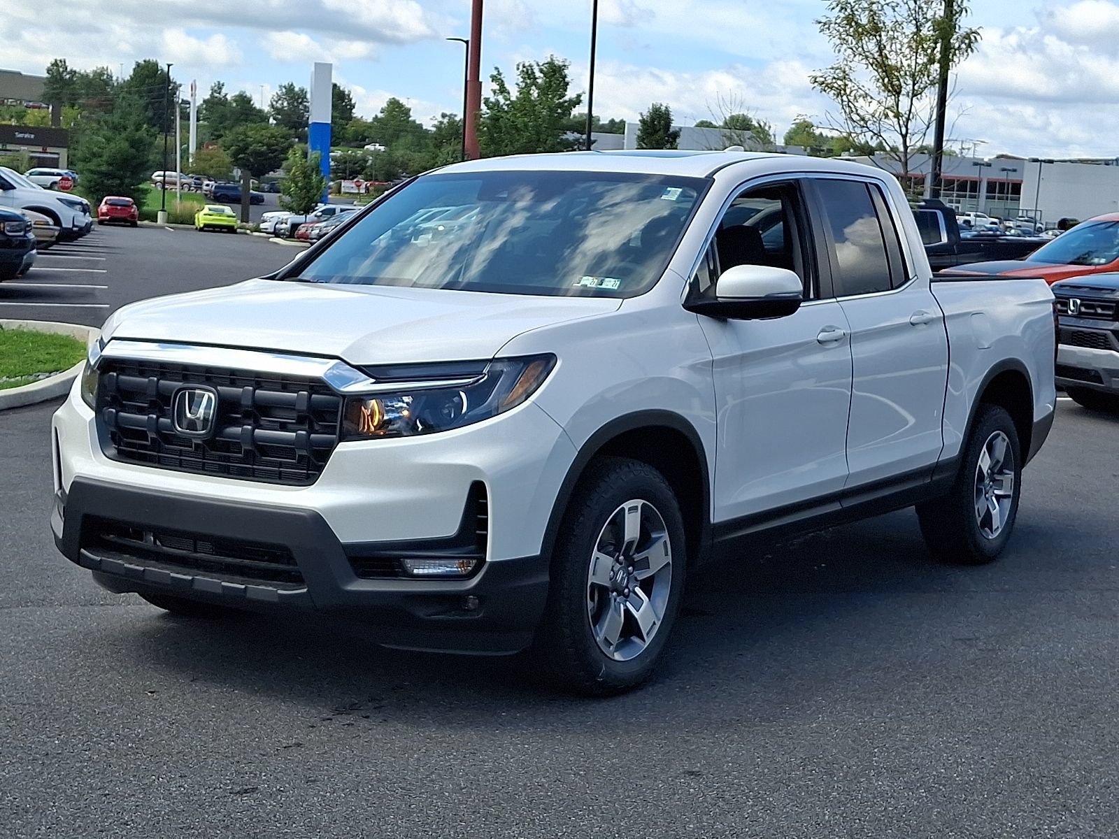 New 2026 Honda Ridgeline RTL image 2