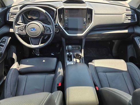 Used 2023 Subaru Ascent Limited w/ Technology Package AWD/4WD image 19