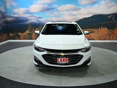 Used 2023 Chevrolet Malibu LT image 2