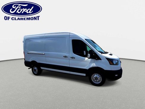 New 2026 Ford Transit 250 148 Medium Roof Extended AWD image 9