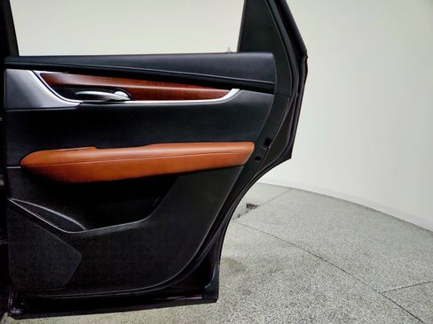 Used 2021 Cadillac XT5 Sportv image 21