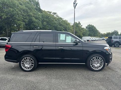 Certified 2023 Ford Expedition Limited image 5