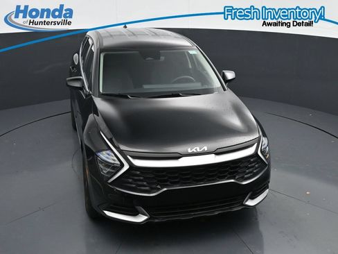 Used 2025 Kia Sportage LX FWD image 15