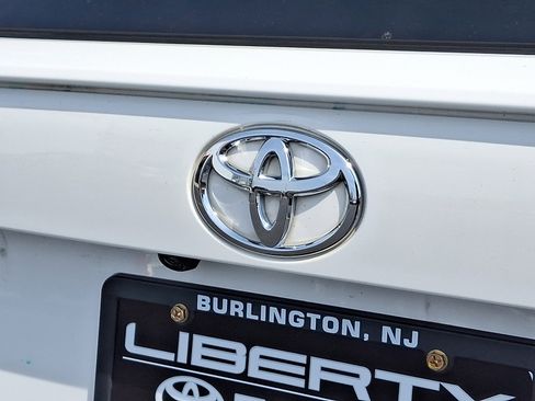 Used 2023 Toyota RAV4 LE image 29