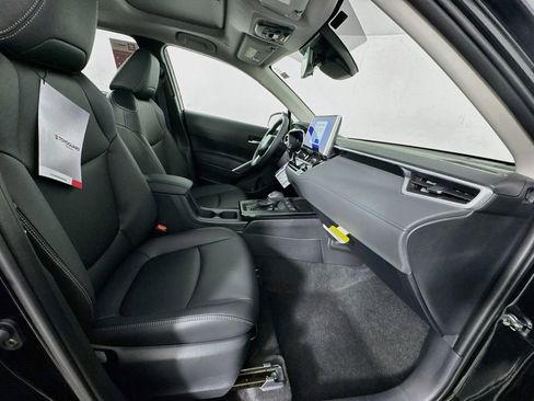 New 2026 Toyota Corolla Cross XLE image 29